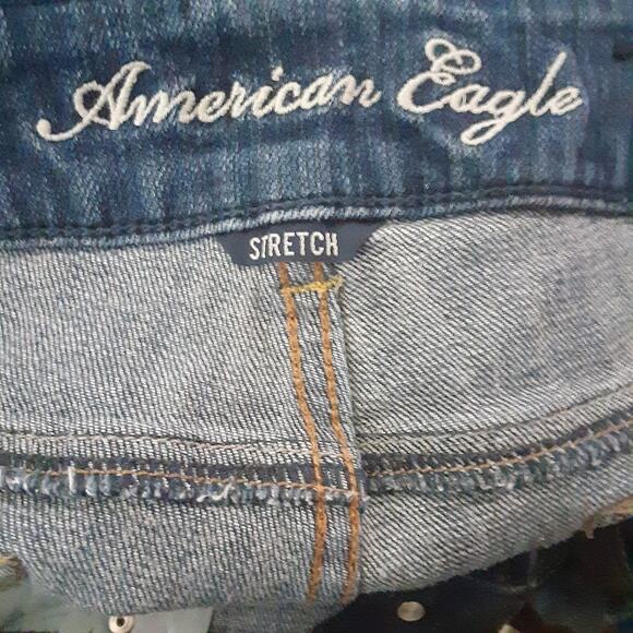 American Eagle Womens Jeans Sz 12 Reg Artist Stretch Low Rise Distressed Cropped - Picture 5 of 12